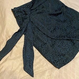 Guess skirt